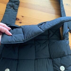 EUC - Black Quilted Shoulder/crossbodyBag with Pouch